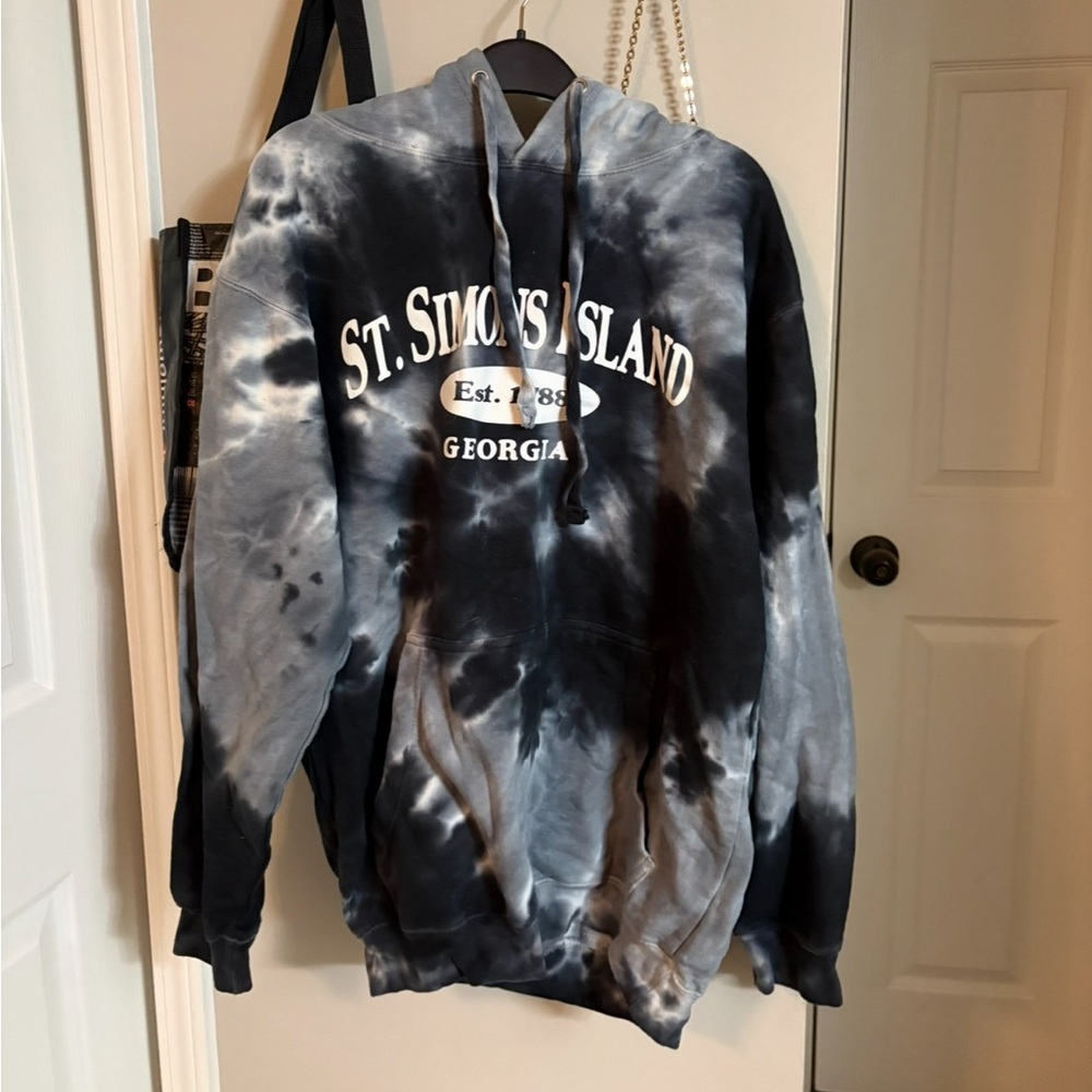 St. Simons Island Georgia Tie-Dye Hoodie - Black & Gray